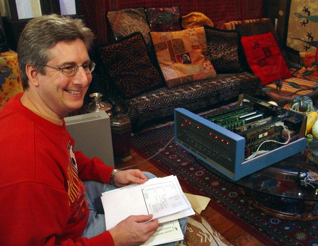 Erik Kelin usando un Altair 8800