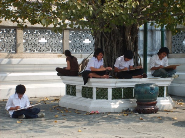 Students who draws in Bangkok