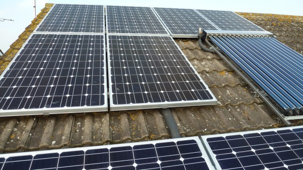 paneles solares en los tejados