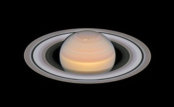 Hubble Saturno Telescopio NASA