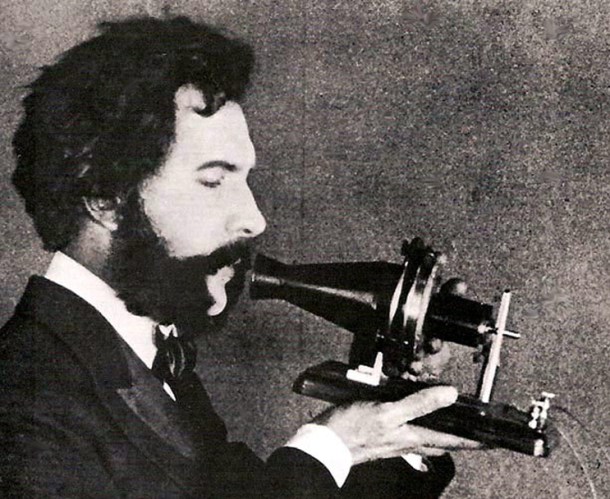 Actor_portraying_Alexander_Graham_Bell_in_an_AT&T_promotional_film_(1926)