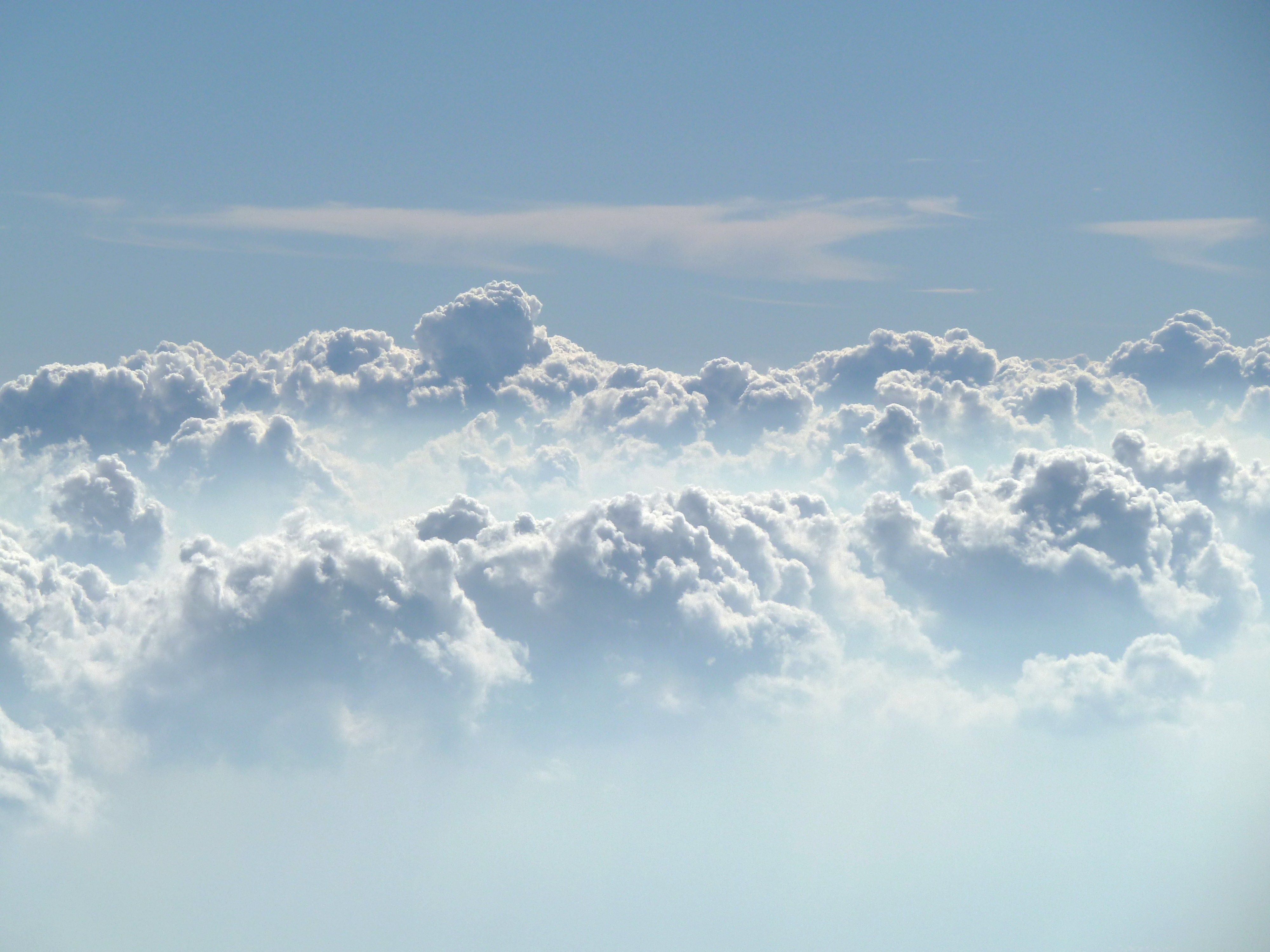 In the sky. Облака фон. Небо с белыми облаками. Облака текстура бесшовная. Nuage.