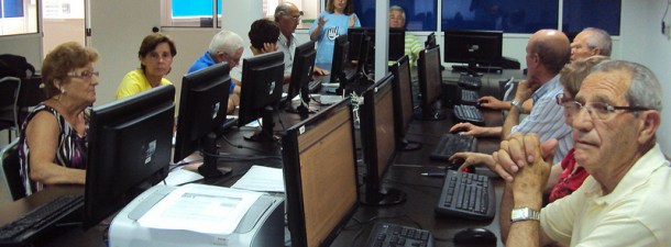 Tecnología para mayores: aplicaciones y dispositivos de utilidad
