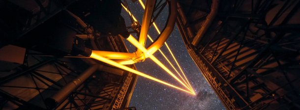 Cuatro láseres forman en Chile la estrella artificial más brillante