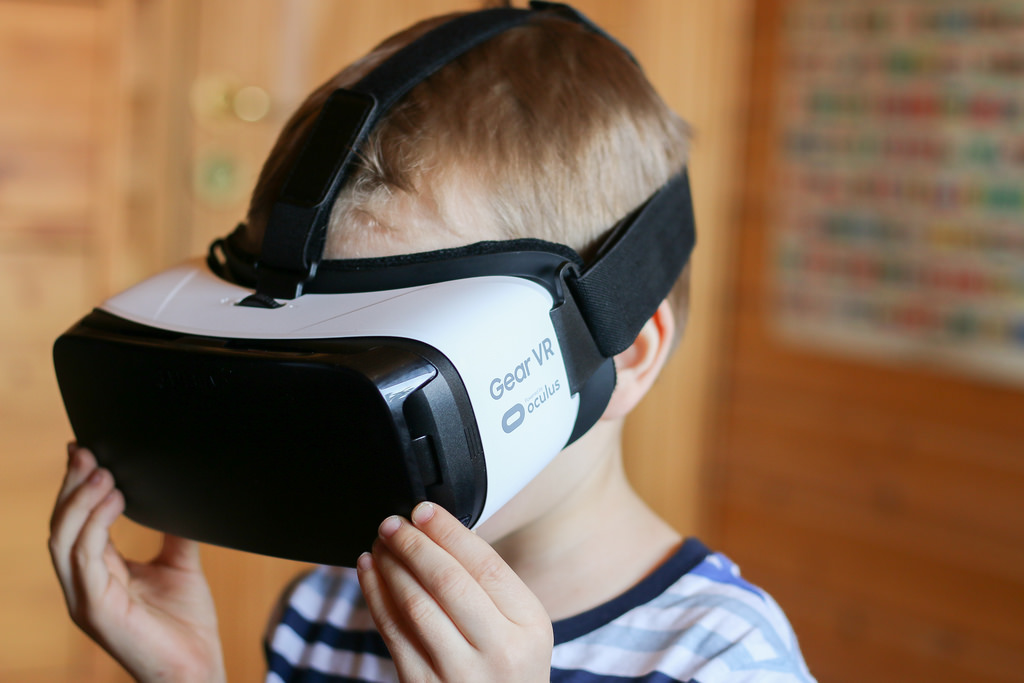 Gafas de realidad virtual para que las personas con autismo mejoren sus  habilidades comunicativas y sociales