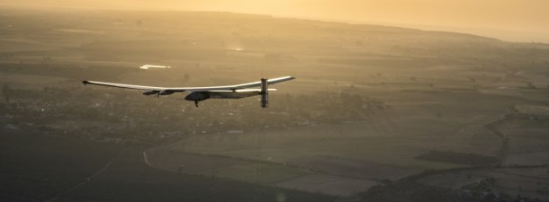 Solar Impulse 2 termina su vuelta al mundo