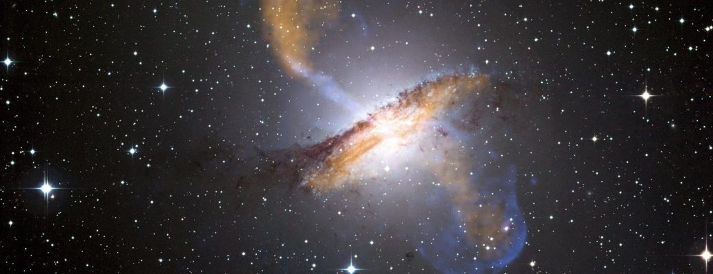 Universo, señal de radio, agujero negro