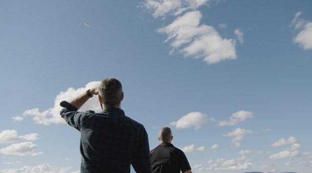Este servicio de drones llevará libros de préstamo a los niños 1 wing