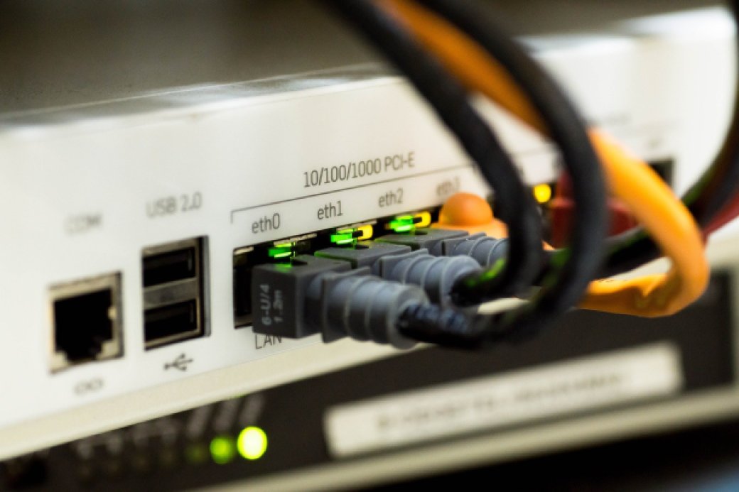 La red mesh se conecta directamente al router