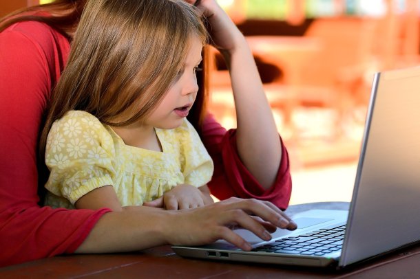 peligros de internet - límites de internet - educar a un niño - educar a tu hijo