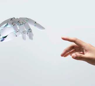 mano de inteligencia artificial acercandose a mano humana