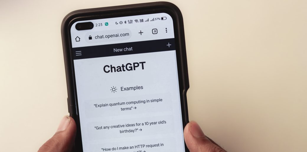 ChatGPT en un teléfono móvil