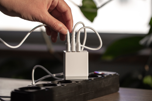 El estándar USB-C permite ahorrar en cables y cargadores
