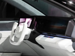 Interior del coche de Sony con Honda