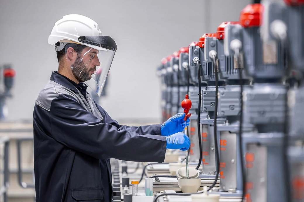 Planta de reciclaje de baterías de Mercedes-Benz en Kuppenheim, Alemania