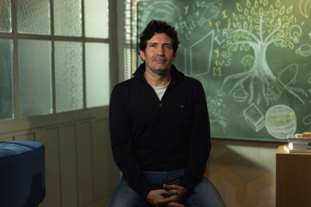 César Bona profesor Mejor Conectados