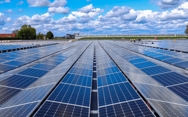 Instalación de paneles solares: revolución robótica | Telefónica