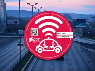 Etiqueta roja de la DGT - Vehículos automatizados - Coches autónomos