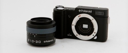 Polaroid lanza sus nuevas cámaras Polariod Now y Now+: con materiales  reciclados y enfoque automático de dos lentes
